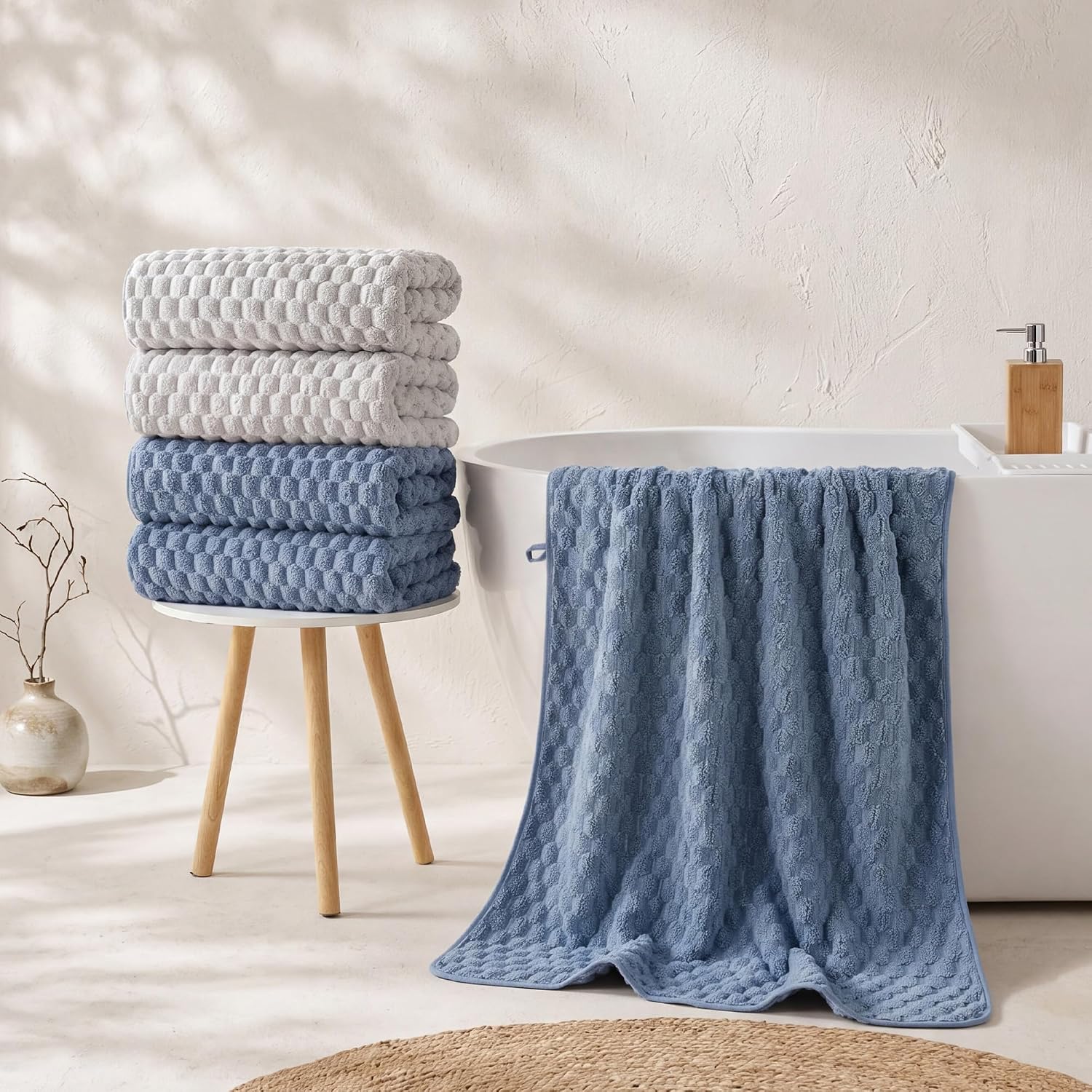 Gray and blue two-tone bath towel 4-pack